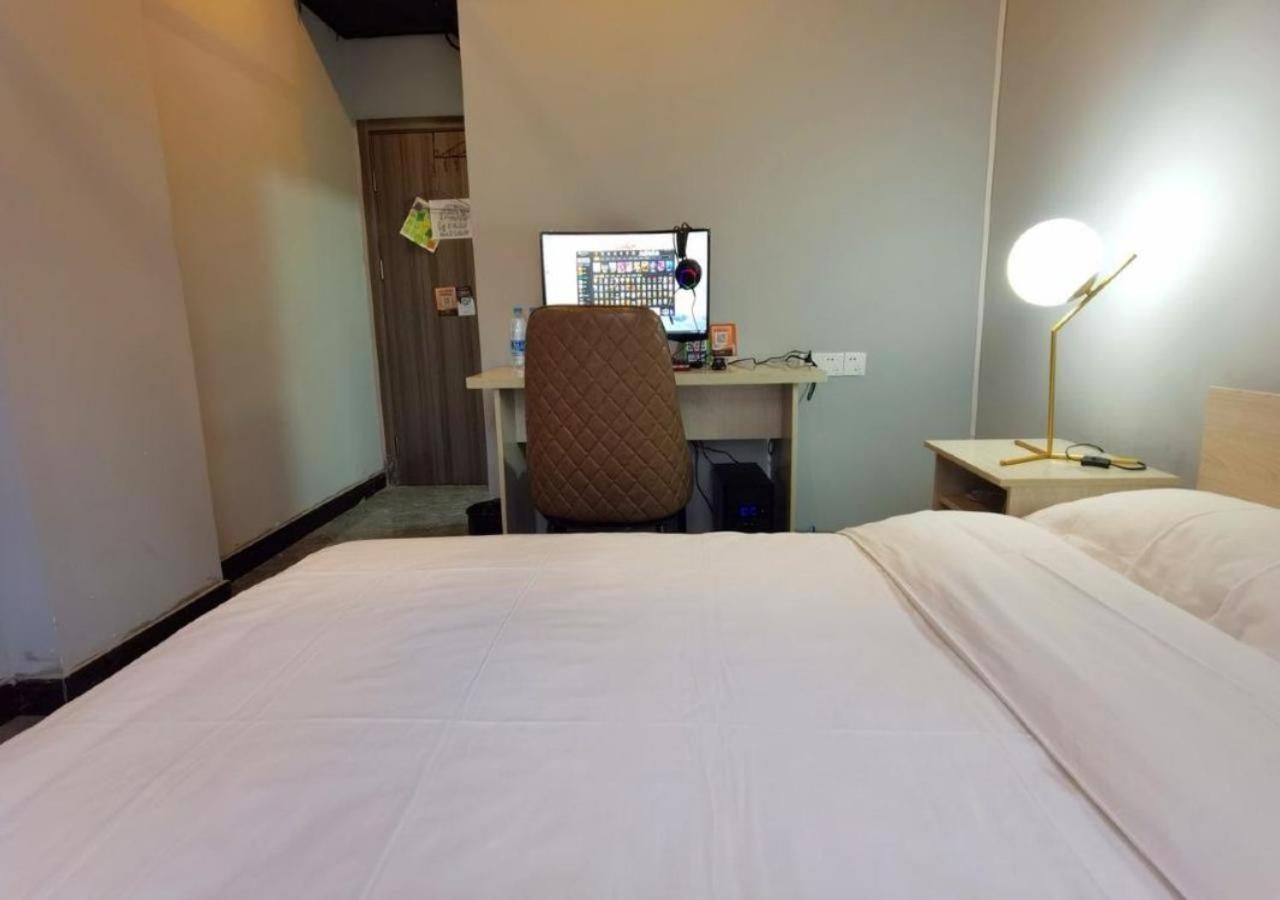 Pu Chun International Hostel -Yugarden & Old Town Шанхай Экстерьер фото