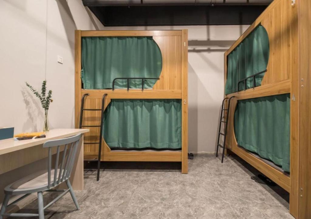 Pu Chun International Hostel -Yugarden & Old Town Шанхай Экстерьер фото